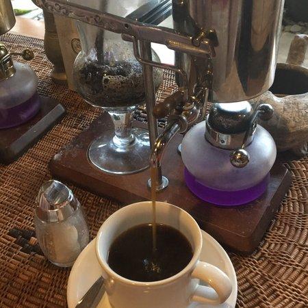 SAKA Graha Tea & Kopi Luwak
